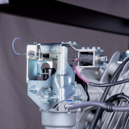 Бензиновый генератор FUBAG BS 9000 A ES с электростартером и коннектором автоматики Бензиновый генератор FUBAG BS 9000 A ES с электростартером и коннектором автоматики в Смоленске фото