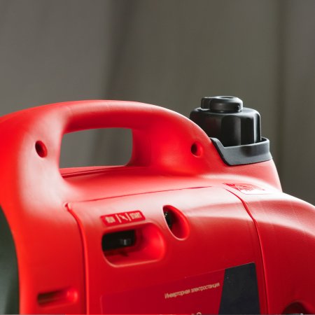 Инверторный генератор FUBAG PRI 2300 S в шумозащитном кожухе в Смоленске фото